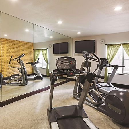 La Quinta By Wyndham Fresno Northwest Hotel Bagian luar foto