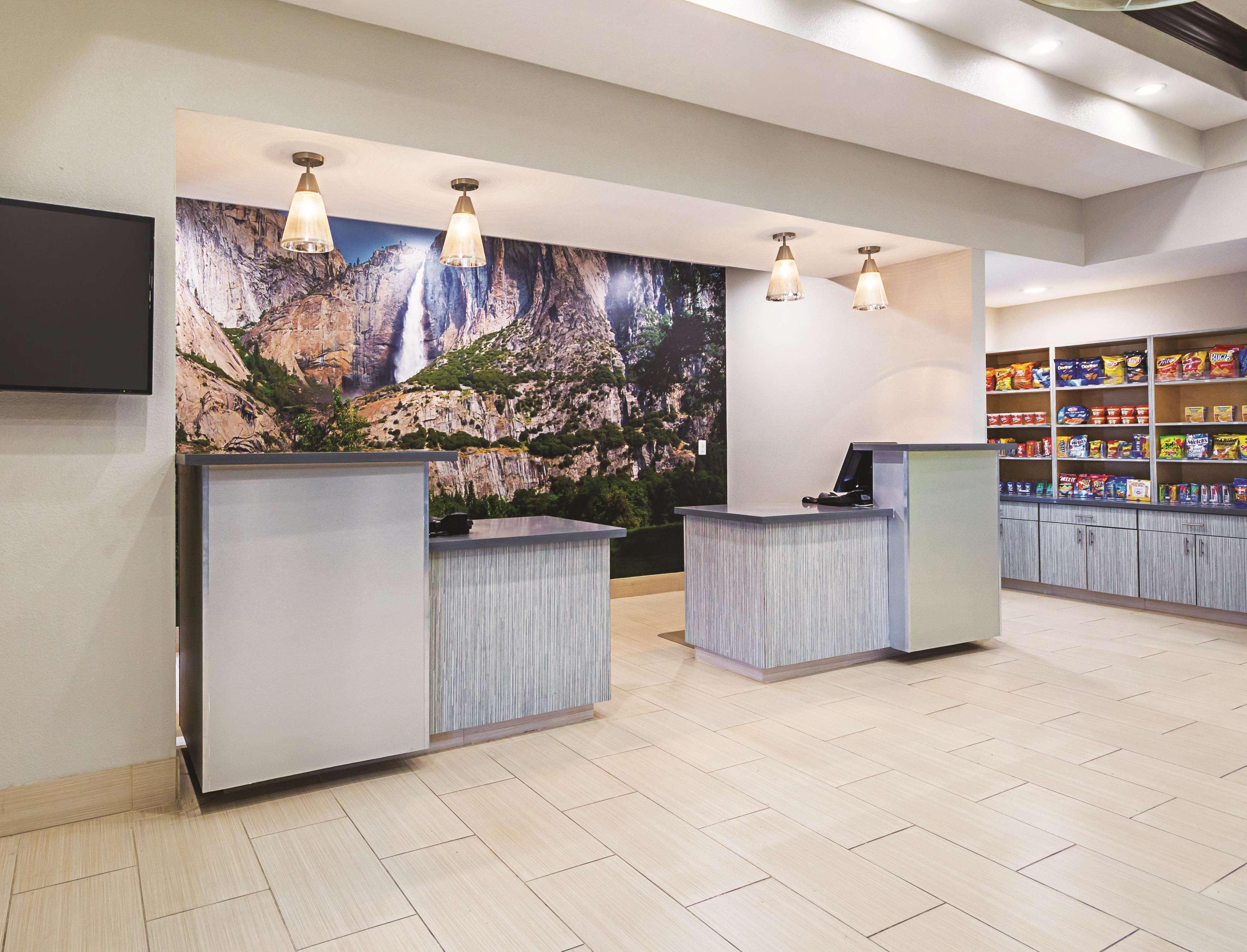 La Quinta By Wyndham Fresno Northwest Hotel Bagian luar foto